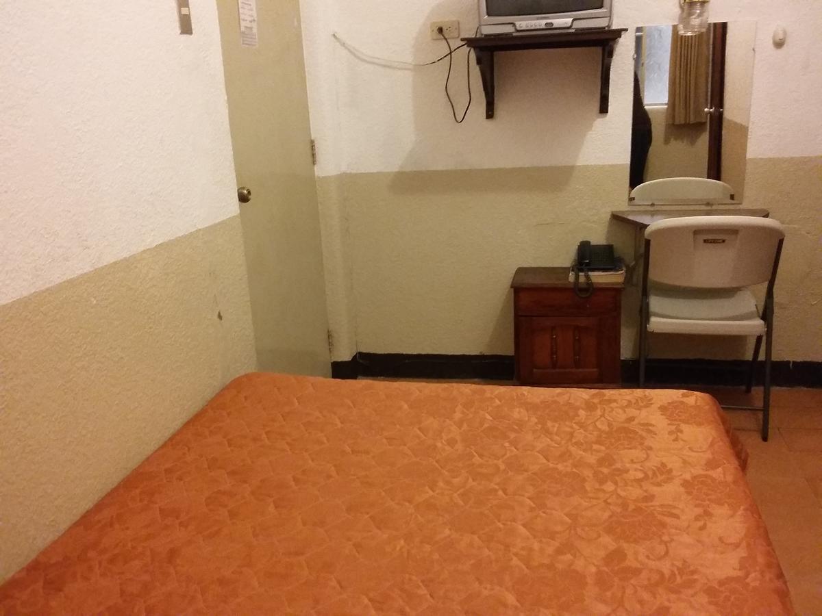 Hotel Centenario Guatemala City Екстериор снимка