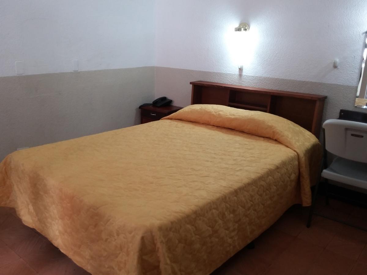 Hotel Centenario Guatemala City Екстериор снимка